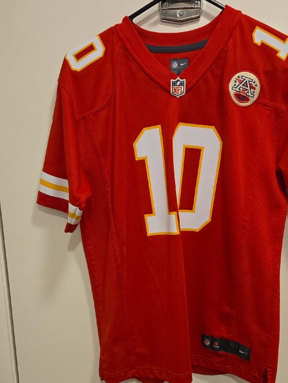 Tyreek Hill Nike Red Chiefs #10 Football Jersey with White & Gold Accents